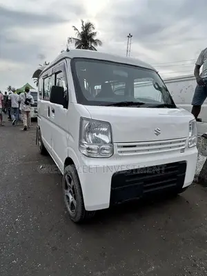 Suzuki Every 2015 White