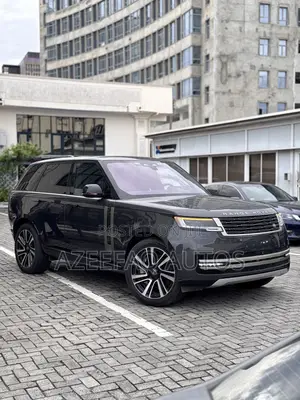 Photo - Land Rover Range Rover Vogue 2024 Gray