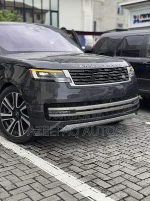 Photo - Land Rover Range Rover Vogue 2024 Gray