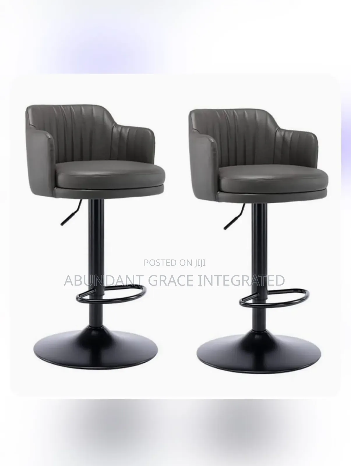 Luxury Bar Stool With Adjustable Jack.