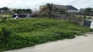 Prime 850sqm Land