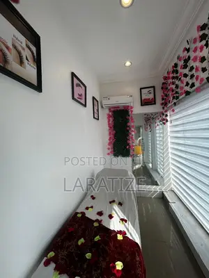 Lash And Brow Space For Rent.
