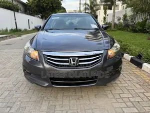 Photo - Honda Accord Sedan EX-L V-6 2012 Gray