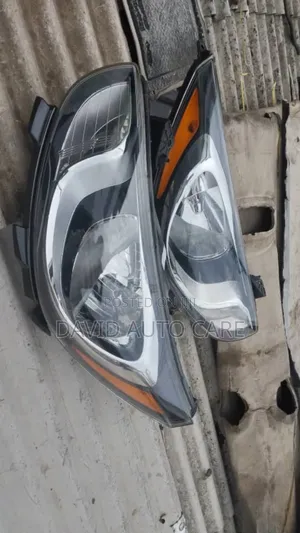 Head Lamp Hyundai Accent 2012