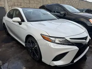 Toyota Camry XSE FWD 2020 White