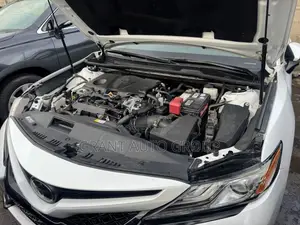 Toyota Camry XSE FWD 2020 White