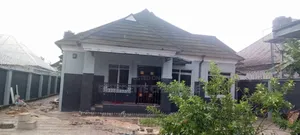 4bdrm Bungalow in Paradise Estate, Port-Harcourt for rent