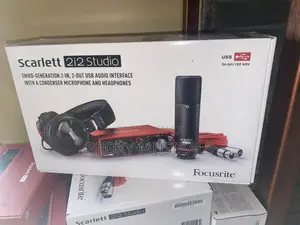 Photo - Scarlett 2i2 3rd Generation Soundcard Focusrite