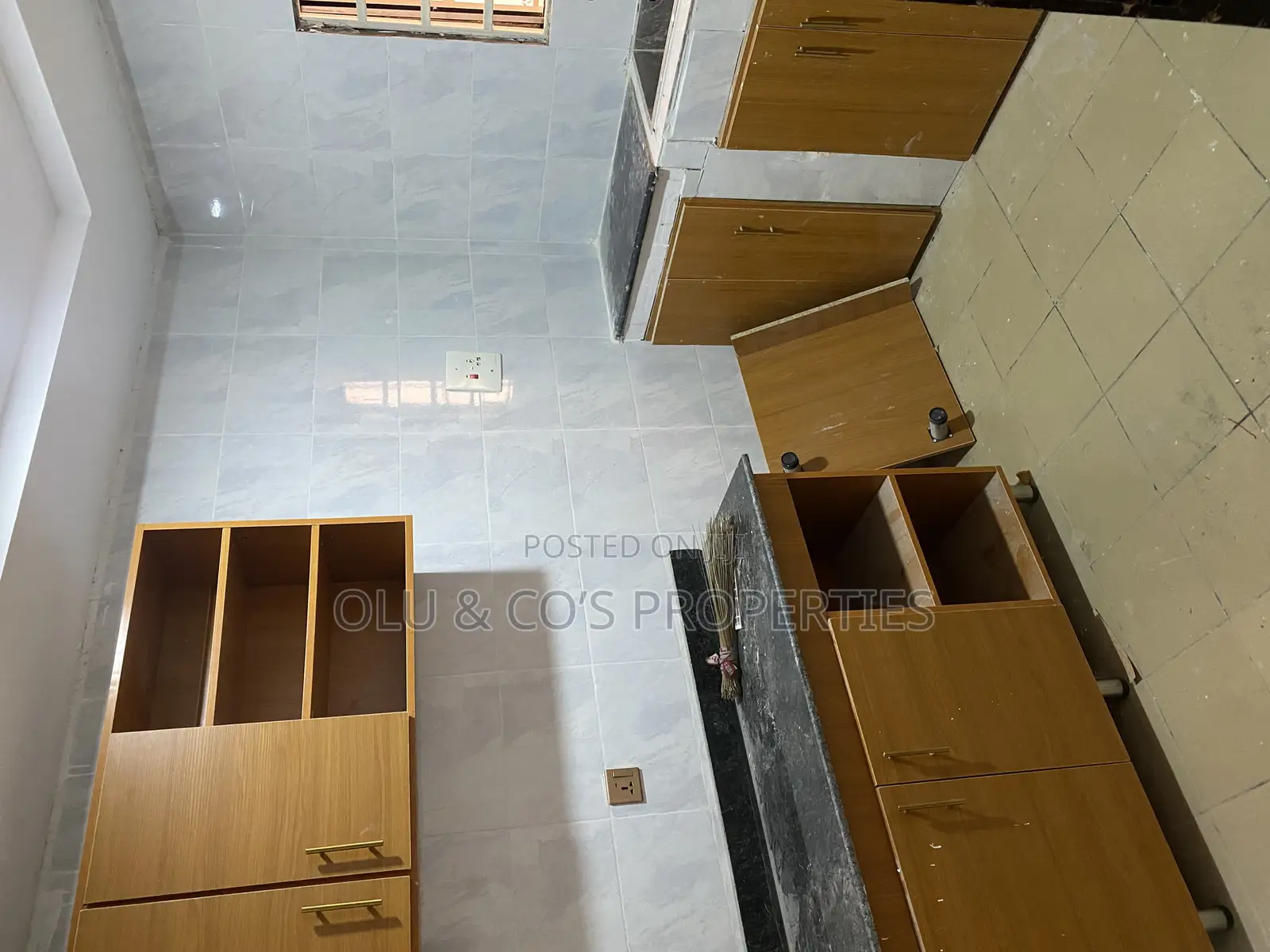 2bdrm Duplex in Utako for rent