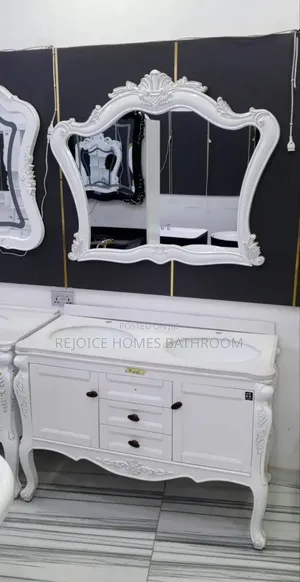 Luxury Royal White Double Sinks Vanity Cabinet With Mirror