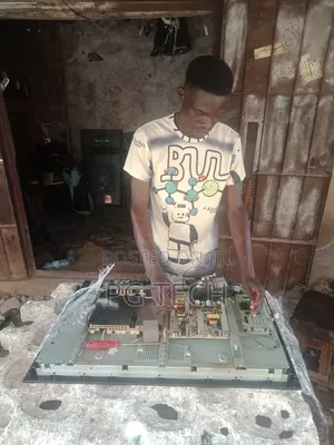 Experienced Electronics Repair Engineer