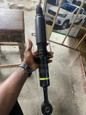 Shock Absorber for Land Cruiser,Prado 05,010,014-018 Tacoma