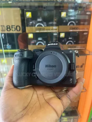 Nikon Z5 Only Body