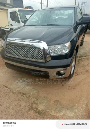 Toyota Tundra 2009 Black