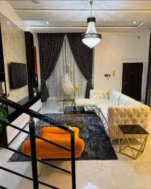 Fancy Cozy Apartment