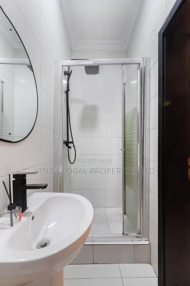 Luxury 2 Bedroom Service Apartment With Ps5 Snooker Board