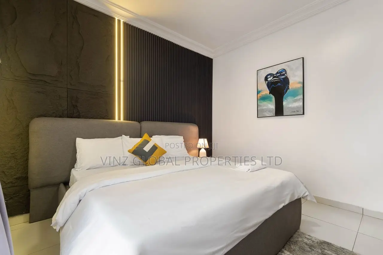 Luxury 2 Bedroom Service Apartment With Ps5 Snooker Board