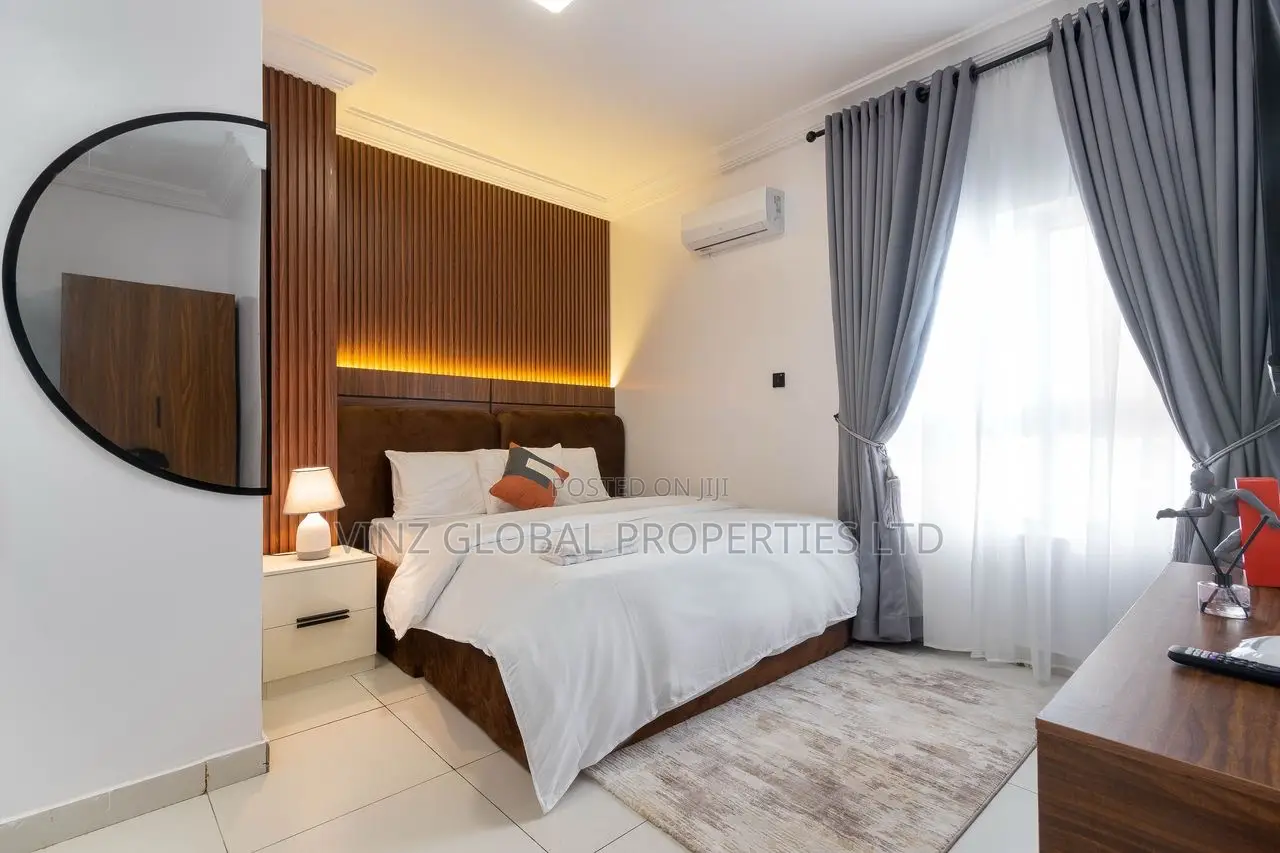 Luxury 2 Bedroom Service Apartment With Ps5 Snooker Board