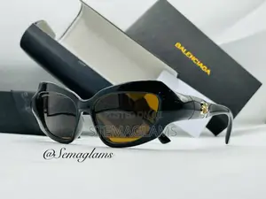Photo - Balenciaga Women’S Fashion Glasses for Summer Party Holiday