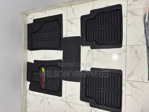 New Design 5 Seater Foot Mat for Honda