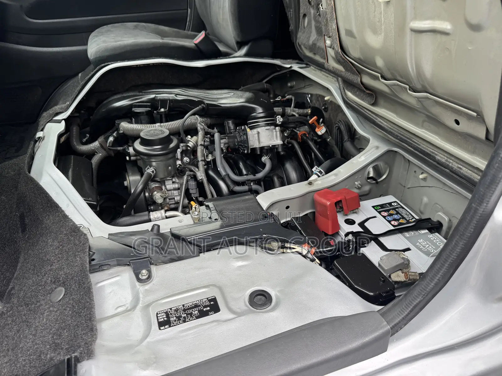 Toyota HiAce 2015 Silver