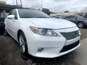 Lexus ES 350 FWD 2014 White