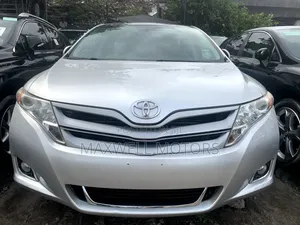 Toyota Venza V6 2009 Silver