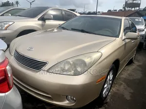 Lexus ES 330 Sedan 2004 Gold
