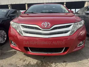 Toyota Venza XLE 4dr Wagon (2.7L 4cyl 6A) 2015 Red