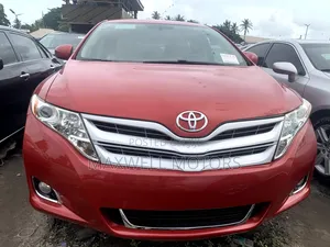 Toyota Venza V6 AWD 2010 Red