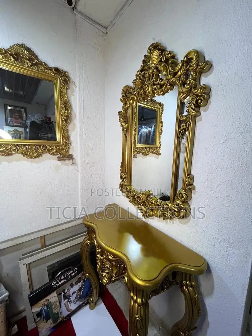 Gold Mirror Console - Luxury