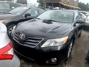 Toyota Camry LE 4dr Sedan (2.5L 4cyl 6A) 2011 Black