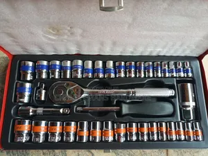 40 Pcs 1/4" 3/8" Ratchet Set