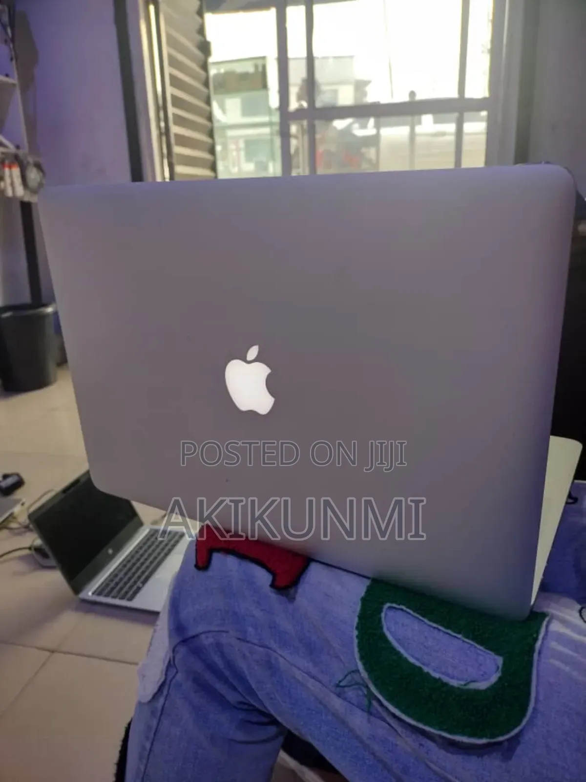 Laptop Apple MacBook Pro 8GB Intel Core I5 SSD 256GB