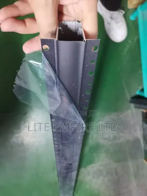 Magnetic Track Rail