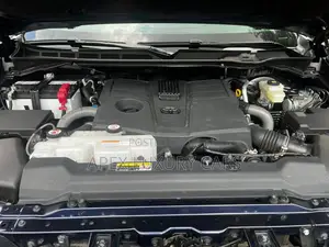 Toyota Tundra 2024 Black