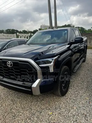 Toyota Tundra 2024 Black