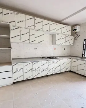 3bdrm Block of Flats in Katampe for rent