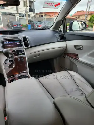 Toyota Venza V6 2009 Gray
