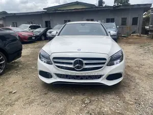 Mercedes-Benz C300 2015 White