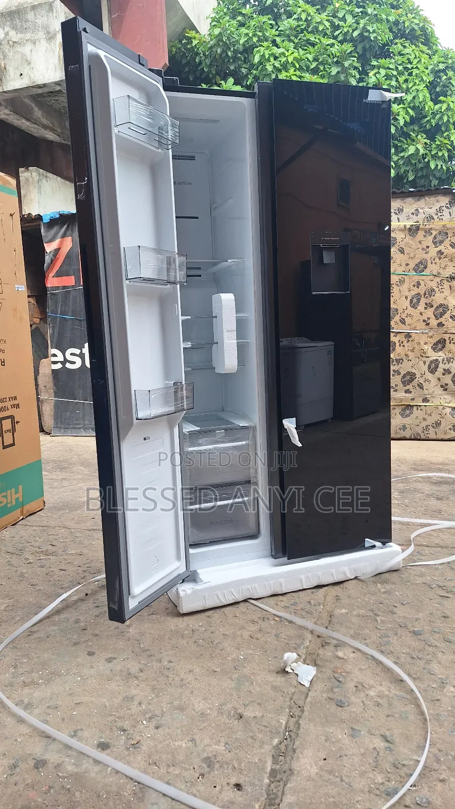 Hisense 529l Inverter Side by Side Fridge With Dispenser