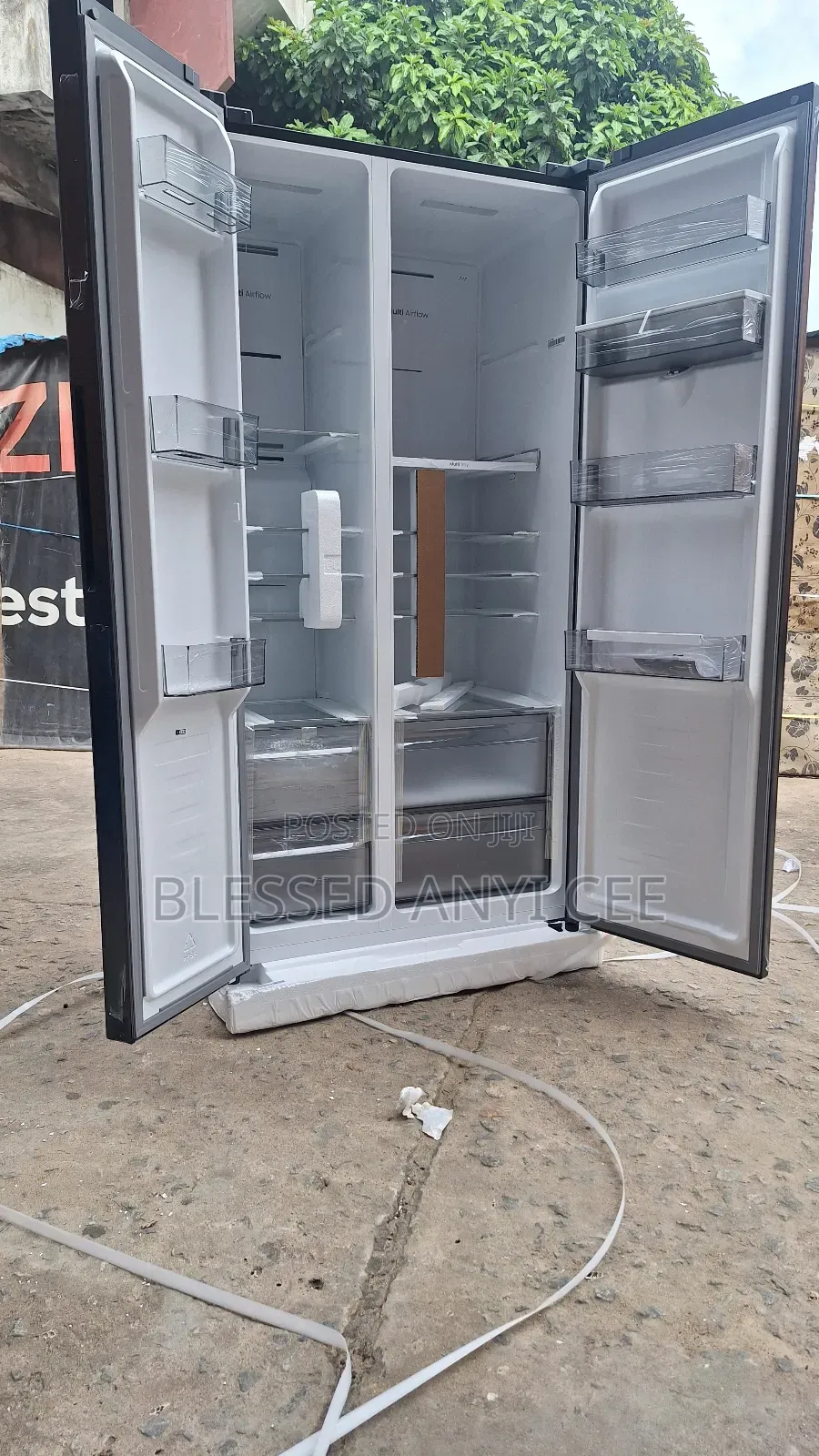Hisense 529l Inverter Side by Side Fridge With Dispenser