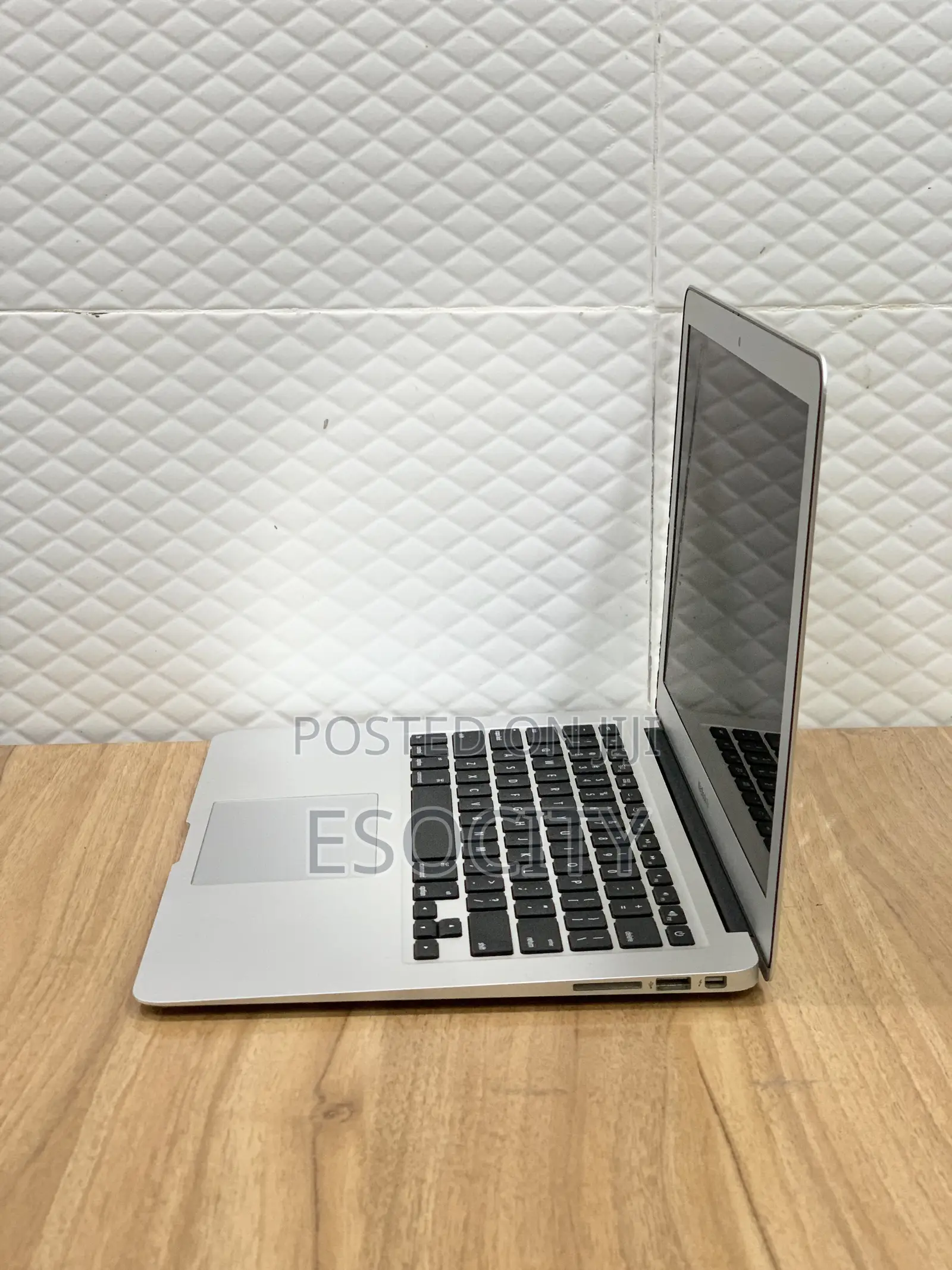Laptop Apple MacBook Air 2012 8GB Intel Core I5 SSD 256GB