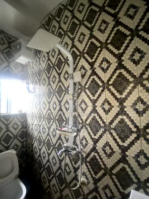2bdrm Block of Flats in Benin City for rent