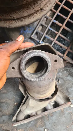 Catalyst Nissan Altima 2005