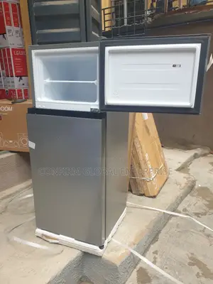 124liter Top Freezer Refrigerator With 1 Year Warranty