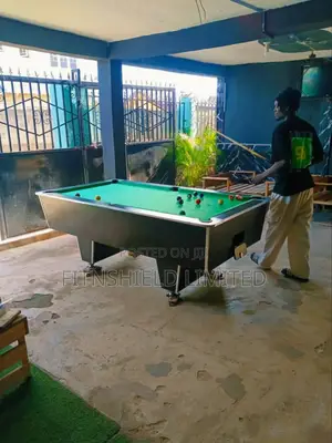 Stretch Out Your Game on This 7ft Snooker Table