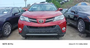 Toyota RAV4 2015 Red