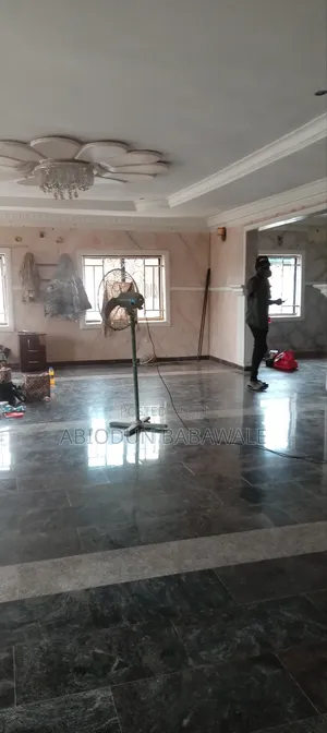 3bdrm Bungalow in Navy Estate Kashi, Karshi for rent