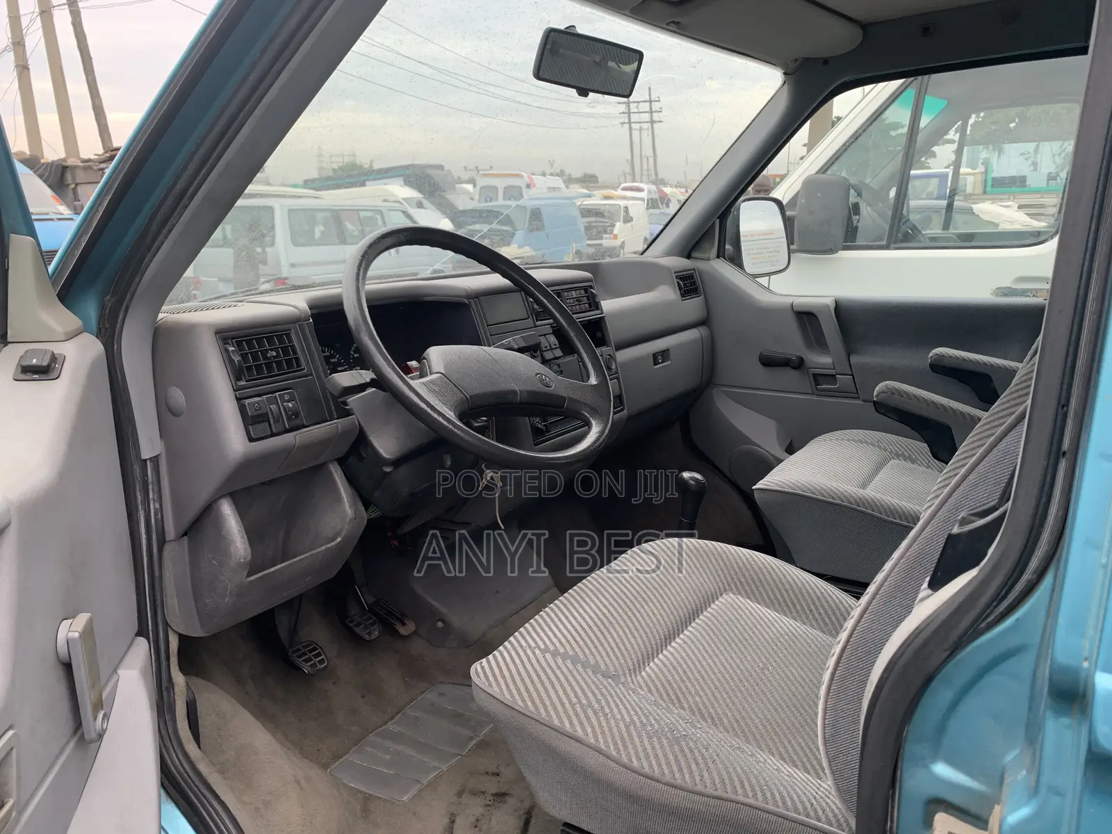 Volkswagen Transporter 2002 Blue